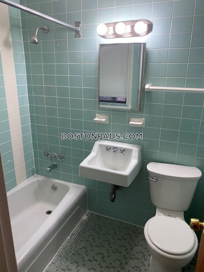 Boston - $2,000+ /mo