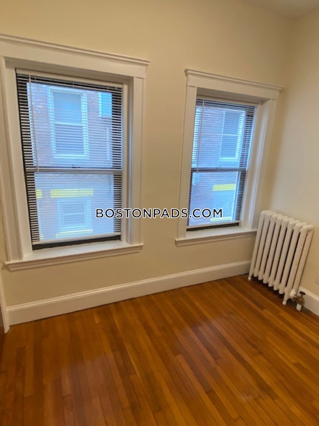 Boston - $2,000+ /mo