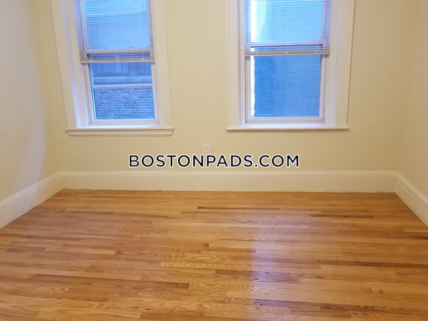 BOSTON - NORTHEASTERN/SYMPHONY - 1 Bed, 1 Bath - Image 10