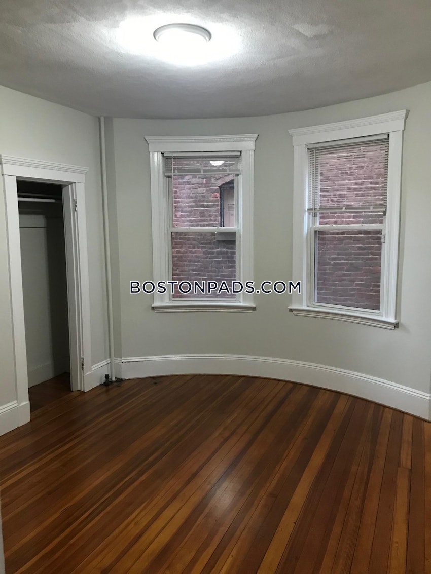 BOSTON - BRIGHTON - CLEVELAND CIRCLE - 3 Beds, 1 Bath - Image 24