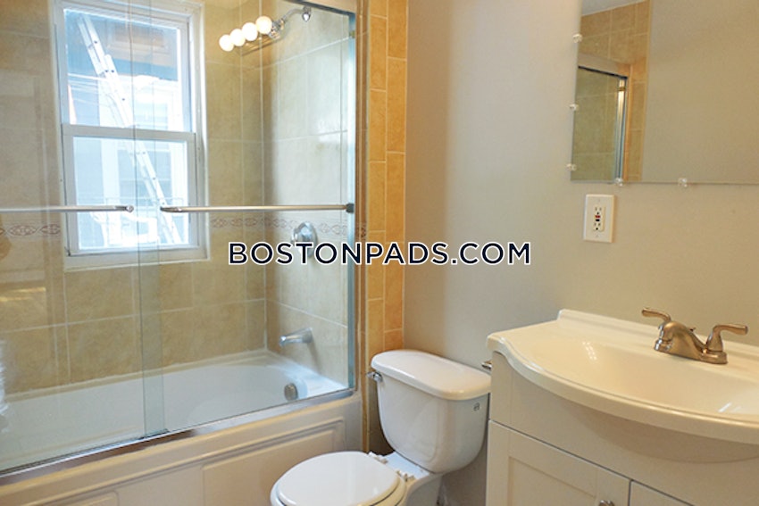 SOMERVILLE - EAST SOMERVILLE - 3 Beds, 1 Bath - Image 7