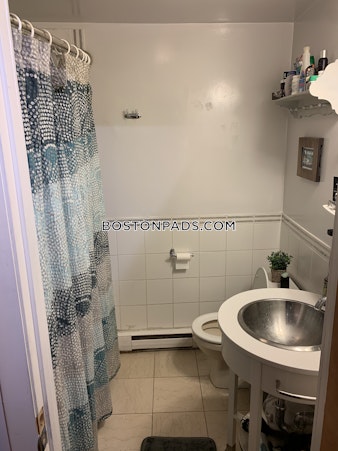 Massachusetts Ave Boston