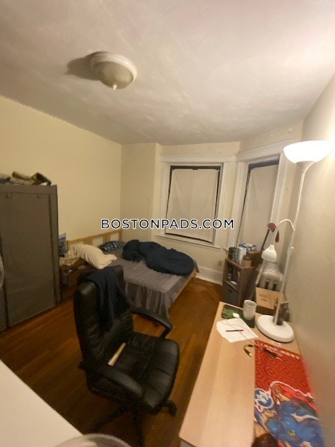 Hemenway St. Boston photo 4