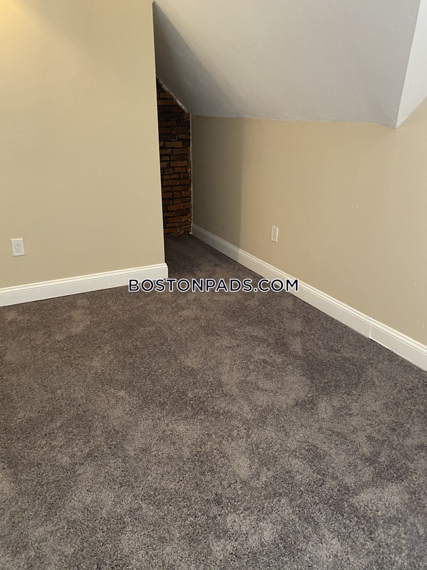 BOSTON - DORCHESTER - CENTER - 5 Beds, 2 Baths - Image 26