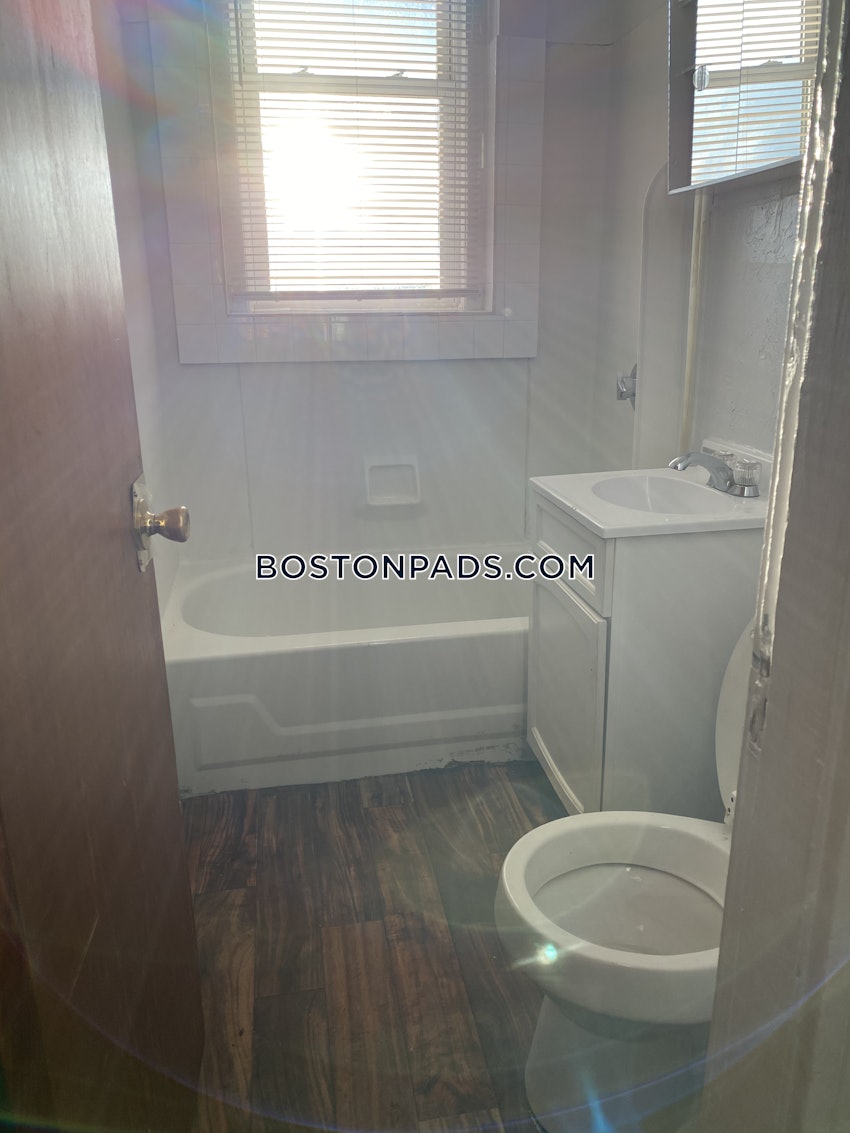 BOSTON - DORCHESTER - CENTER - 5 Beds, 2 Baths - Image 78