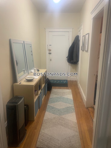 Boston - 2 Beds, 1 Baths