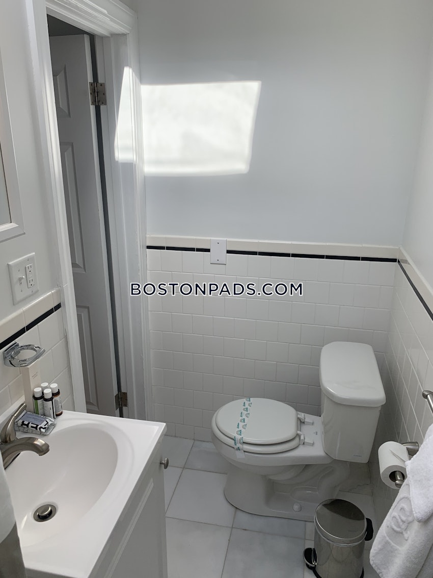 BOSTON - BACK BAY - 1 Bed, 1 Bath - Image 29