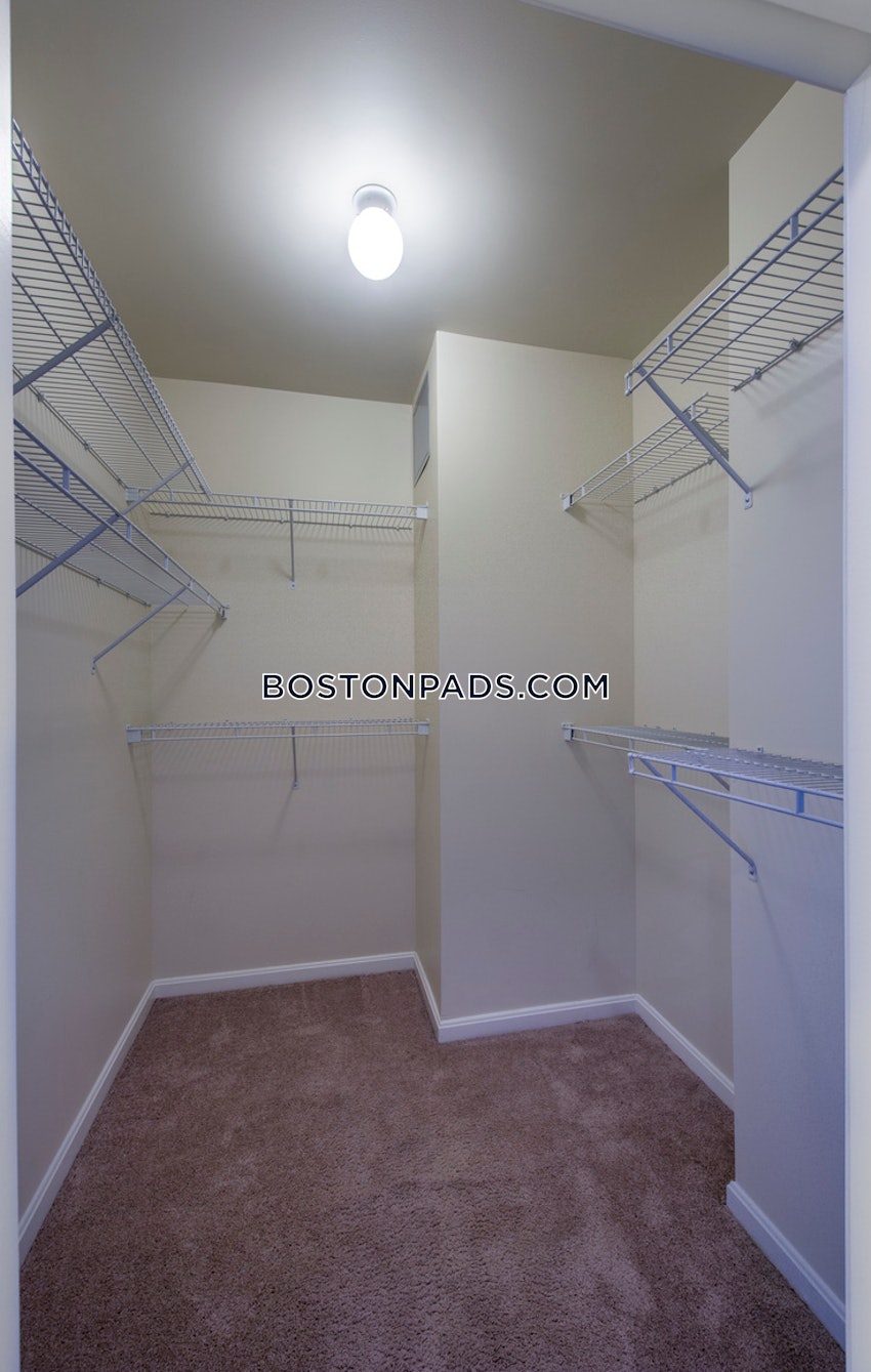 ANDOVER - 2 Beds, 2 Baths - Image 9