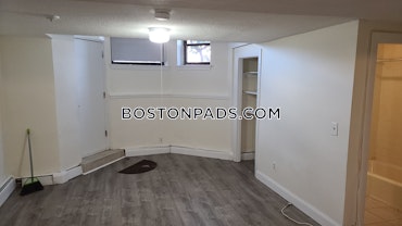 Brookline - 2 Beds, 1 Baths