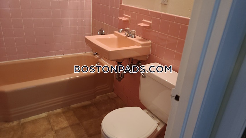 WATERTOWN - 1 Bed, 1 Bath - Image 17