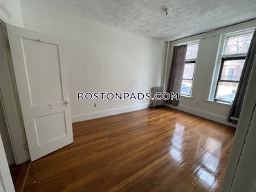 Boston - 2 Beds, 1 Baths