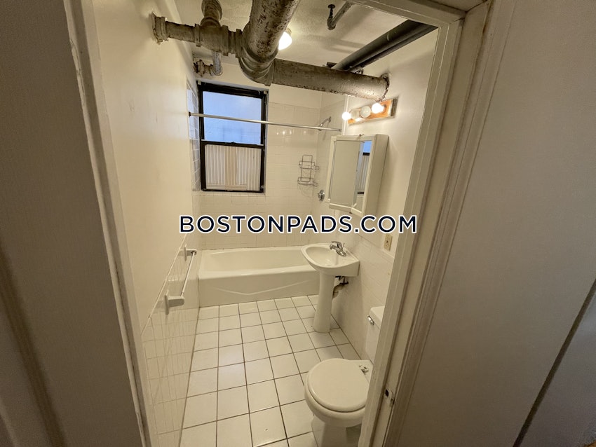 BOSTON - ALLSTON/BRIGHTON BORDER - 3 Beds, 1 Bath - Image 6