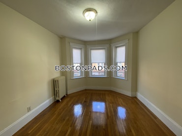 Boston - 1 Beds, 1 Baths