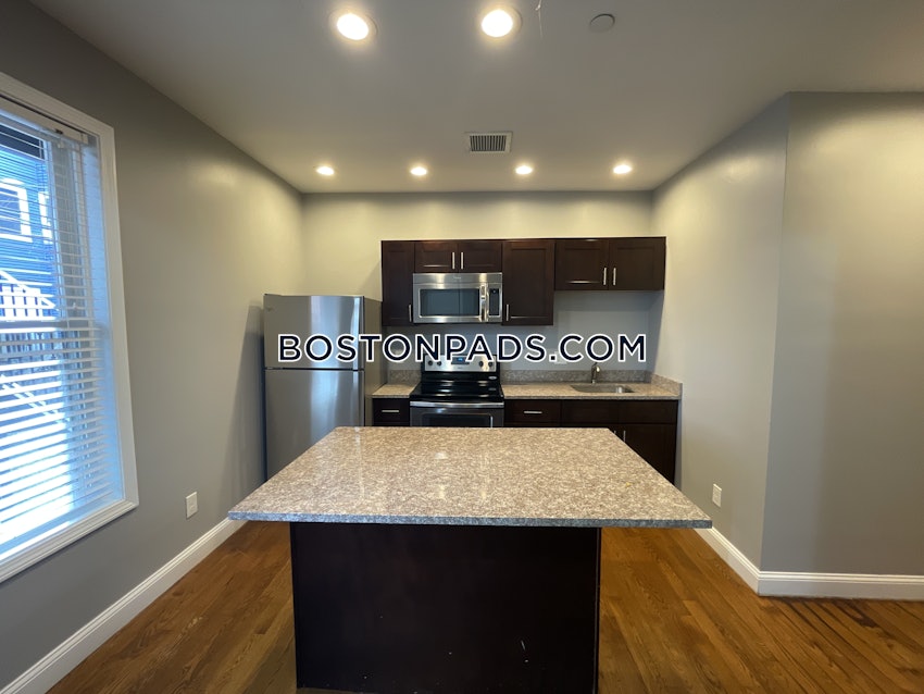 BOSTON - DORCHESTER/SOUTH BOSTON BORDER - 2 Beds, 1 Bath - Image 45