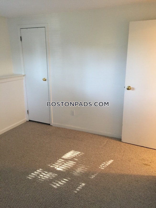 Bourne - $2,475+ /mo