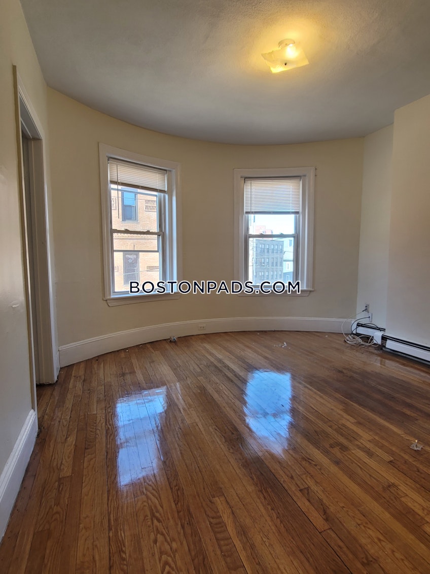 Roxbury Crossing - $3,150+ /month