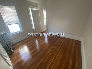 Boston - 4 Beds, 2 Baths