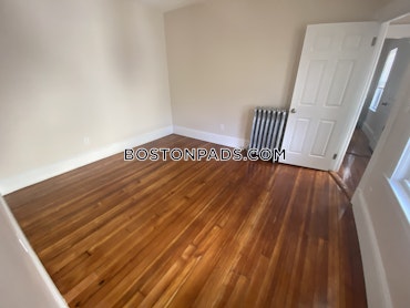 Boston - 4 Beds, 2 Baths