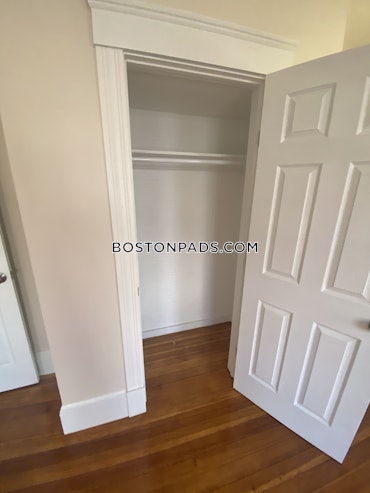 Boston - 4 Beds, 2 Baths