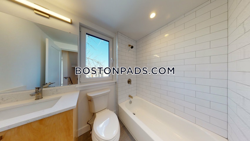 BOSTON - FORT HILL - 4 Beds, 2 Baths - Image 27