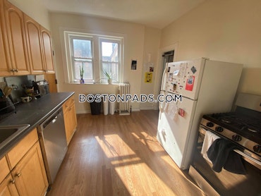 Boston - 4 Beds, 1 Baths