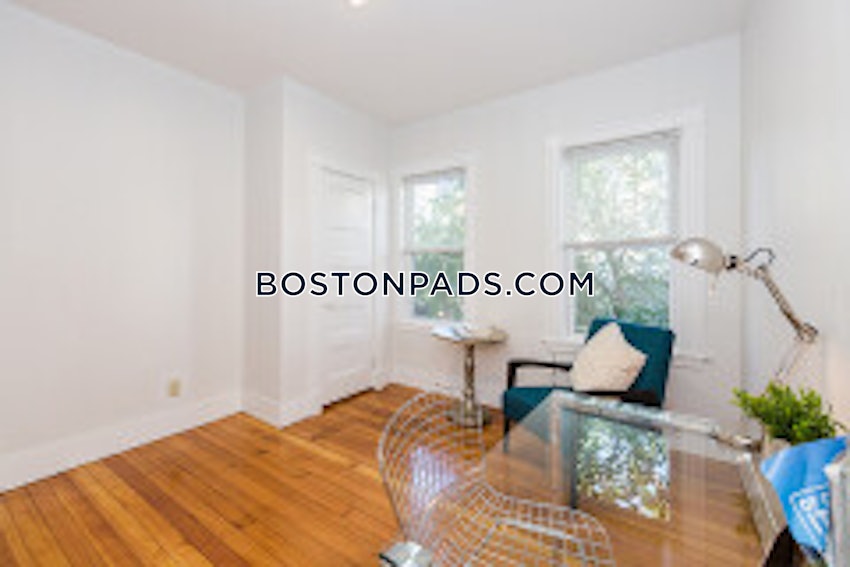 SOMERVILLE - UNION SQUARE - 4 Beds, 1 Bath - Image 6