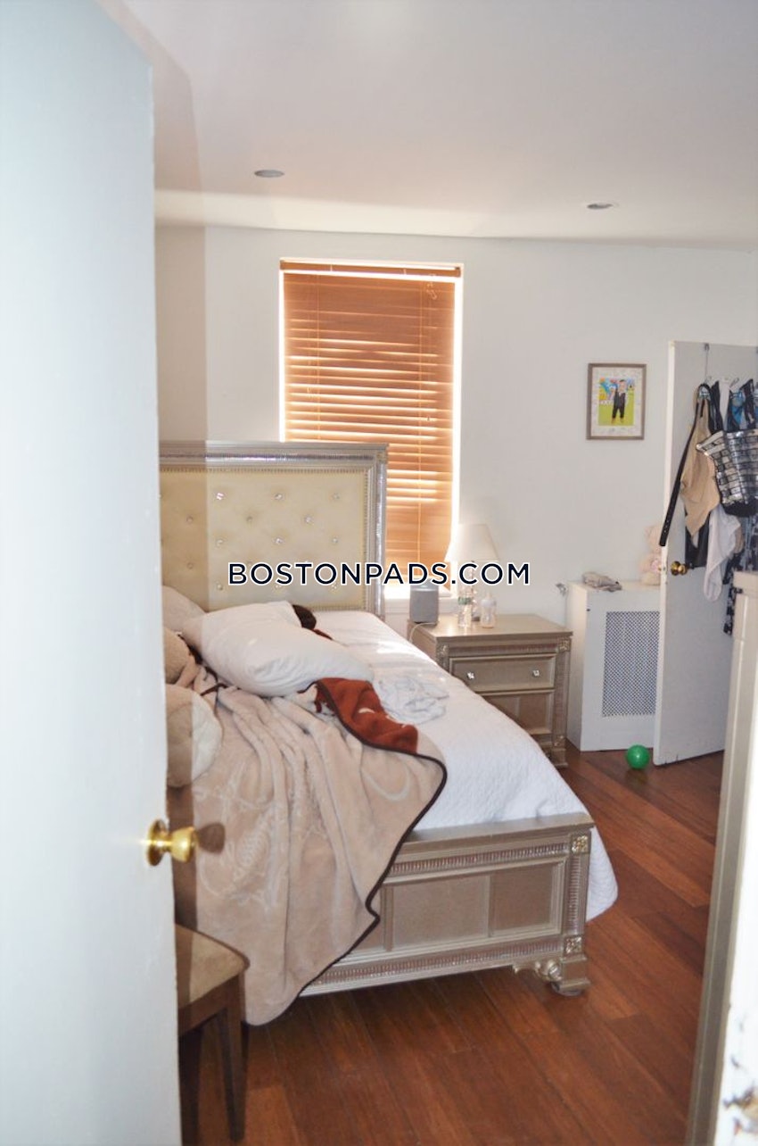 BOSTON - EAST BOSTON - JEFFRIES POINT - 4 Beds, 2 Baths - Image 12
