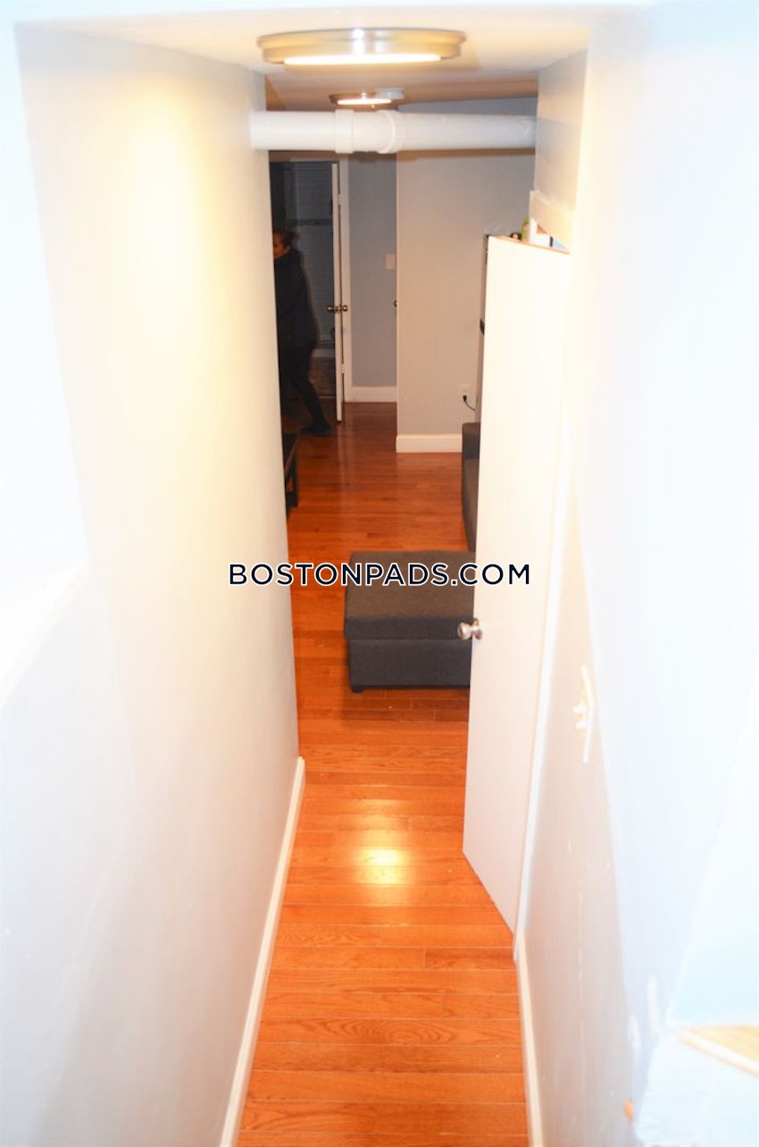 BOSTON - EAST BOSTON - JEFFRIES POINT - 4 Beds, 2 Baths - Image 10