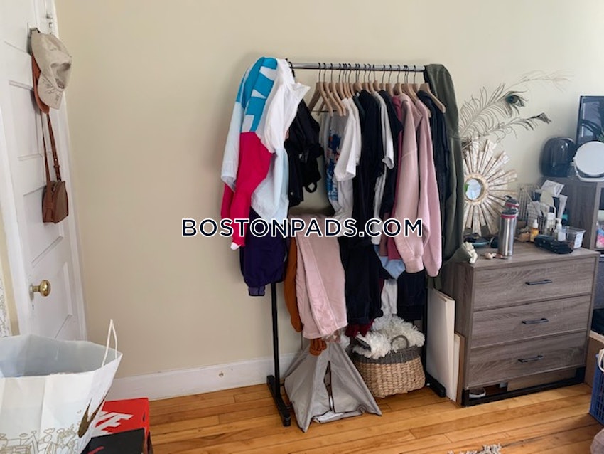 BOSTON - JAMAICA PLAIN - STONY BROOK - 3 Beds, 1 Bath - Image 10