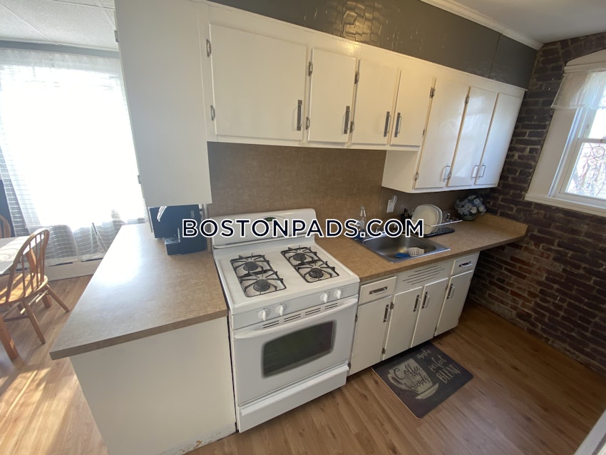 SOMERVILLE - UNION SQUARE - 3 Beds, 1 Bath - Image 23