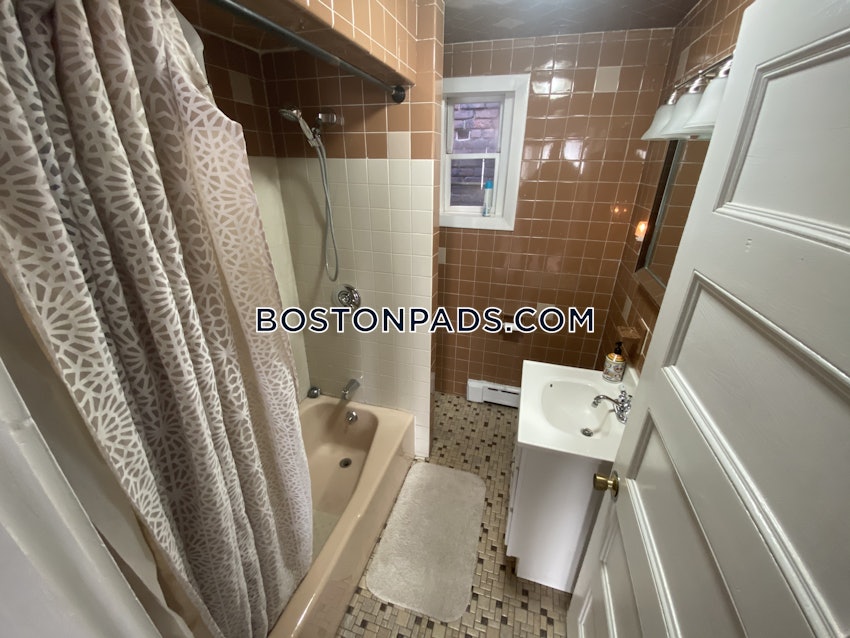 SOMERVILLE - UNION SQUARE - 3 Beds, 1 Bath - Image 21