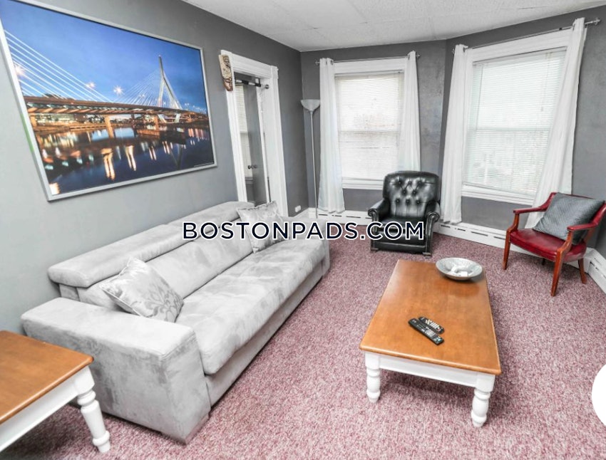 SOMERVILLE - UNION SQUARE - 3 Beds, 1 Bath - Image 1