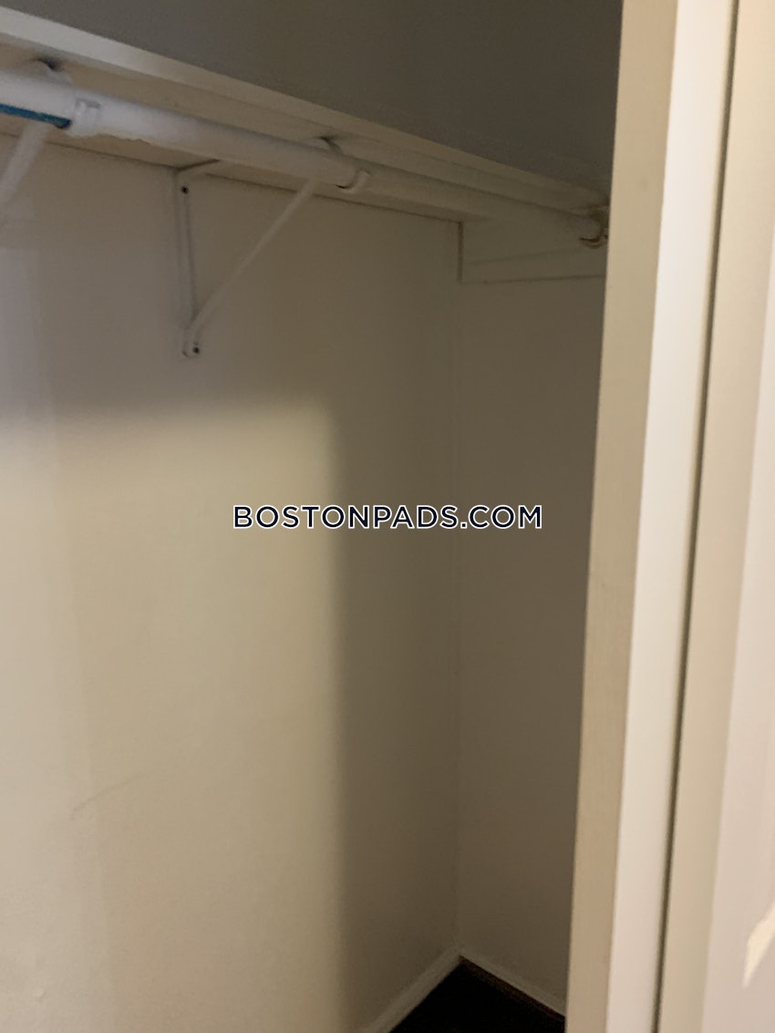 BOSTON - NORTHEASTERN/SYMPHONY - 2 Beds, 1 Bath - Image 8