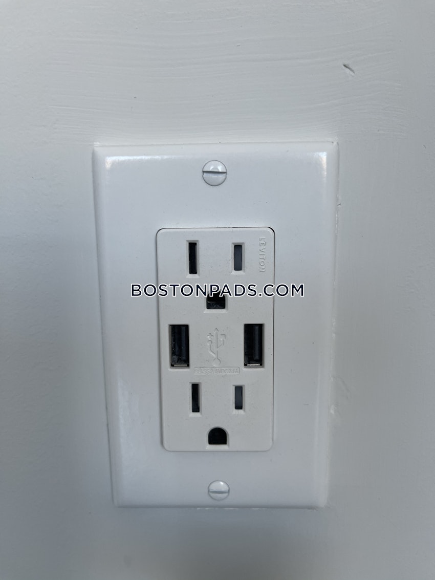 BOSTON - FENWAY/KENMORE - 2 Beds, 1 Bath - Image 12