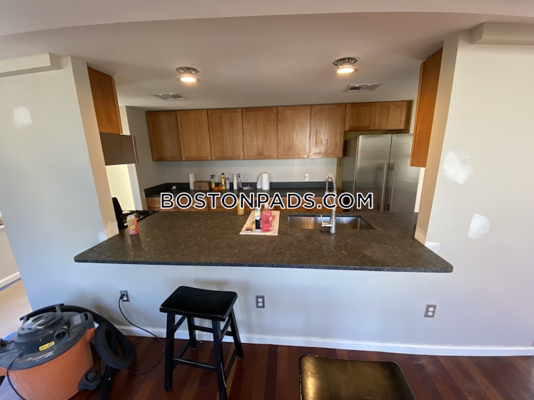 Sidney St., Cambridge