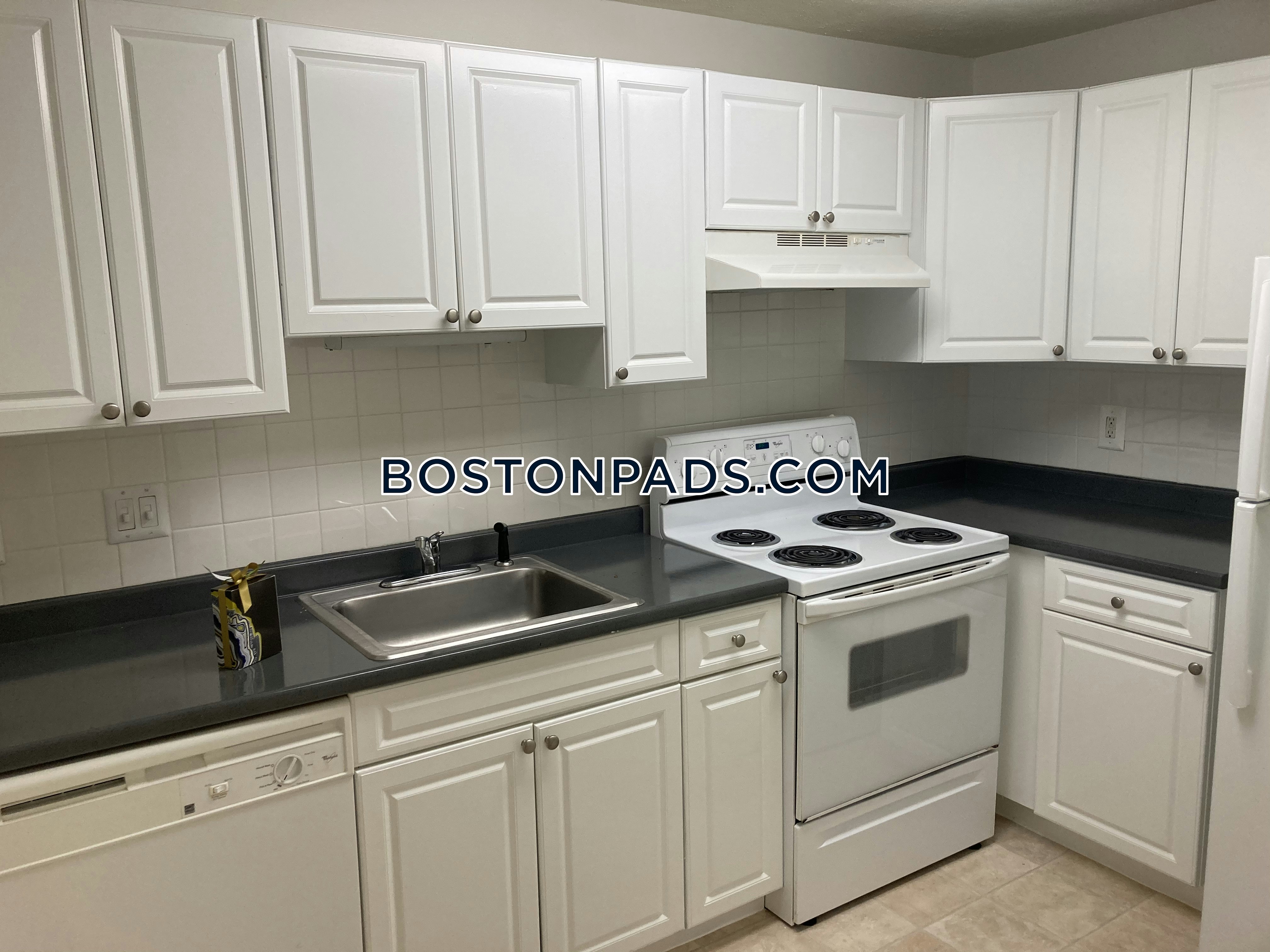 Randolph - 1 Beds, 1 Baths