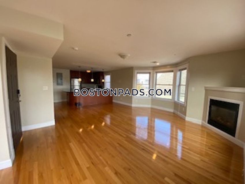 BOSTON - DORCHESTER - UPHAMS CORNER - 2 Beds, 1.5 Baths - Image 8