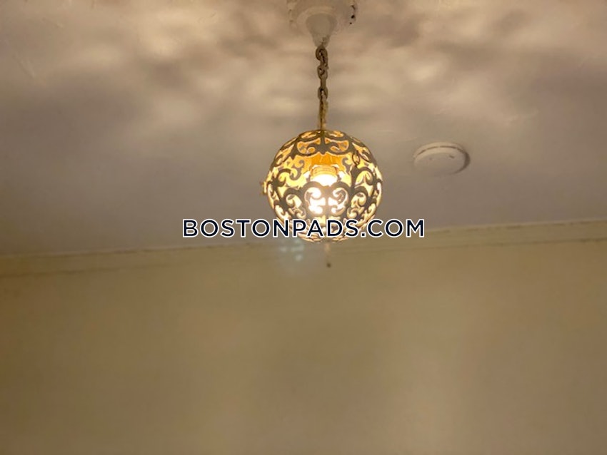 BOSTON - BRIGHTON - BOSTON COLLEGE - 1 Bed, 1 Bath - Image 17