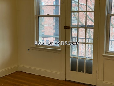 Boston - 2 Beds, 1 Baths