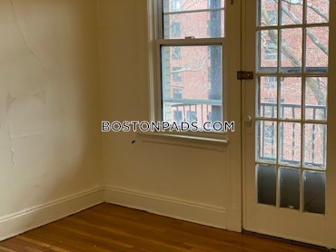 Boston - 2 Beds, 1 Baths