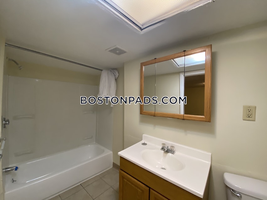 BOSTON - ALLSTON/BRIGHTON BORDER - 3 Beds, 1 Bath - Image 15