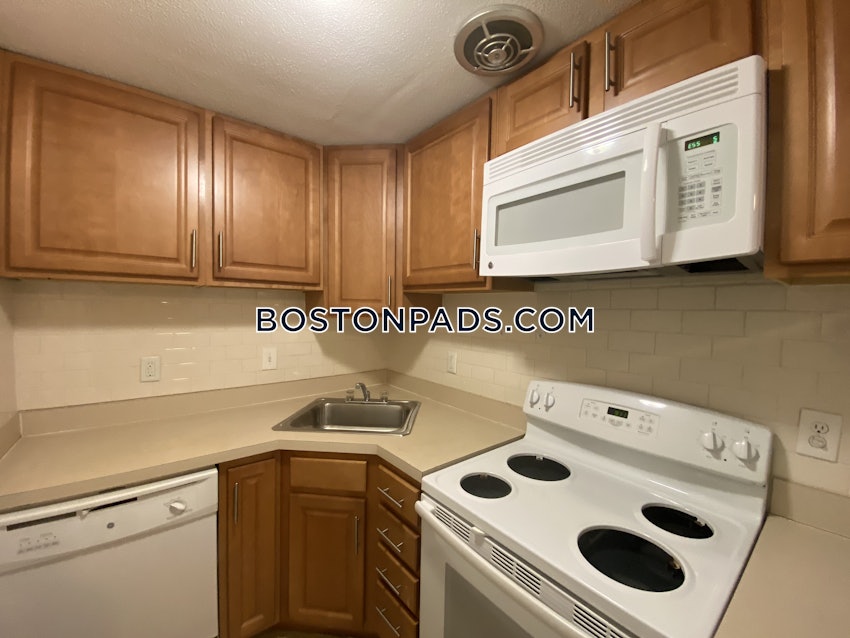 WATERTOWN - 1 Bed, 1 Bath - Image 29