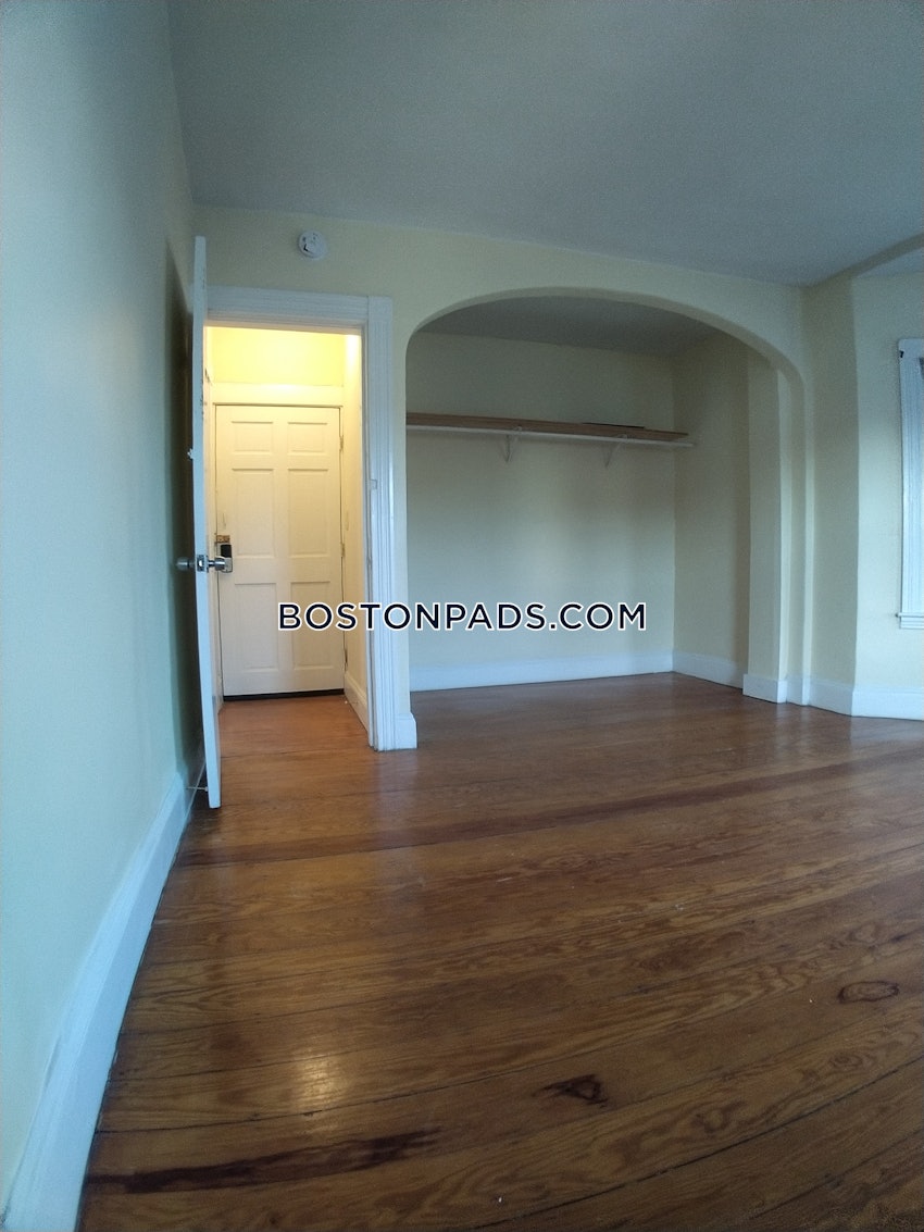 BOSTON - BRIGHTON - NORTH BRIGHTON - 3 Beds, 1 Bath - Image 32