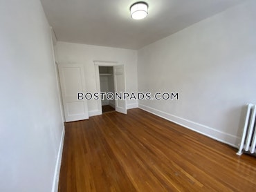 Boston - 3 Beds, 1 Baths