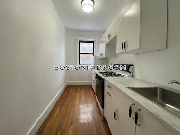 Boston - 3 Beds, 1 Baths