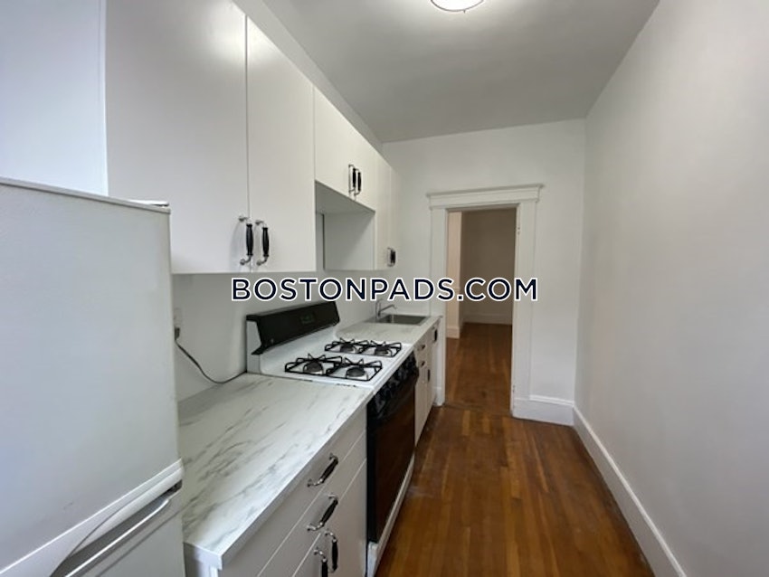 BOSTON - ALLSTON - 3 Beds, 1 Bath - Image 10