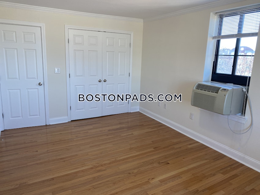 CAMBRIDGE - HARVARD SQUARE - 2 Beds, 1 Bath - Image 12