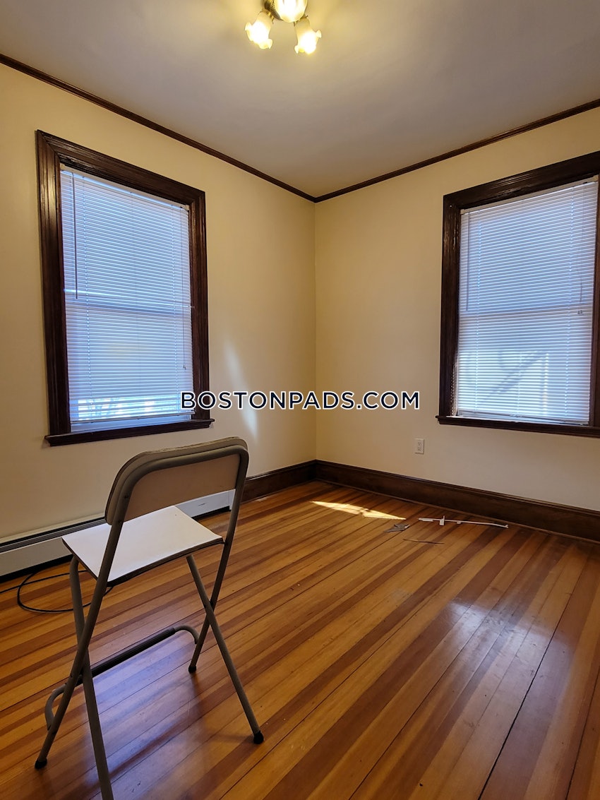 BOSTON - MATTAPAN - 3 Beds, 1 Bath - Image 5