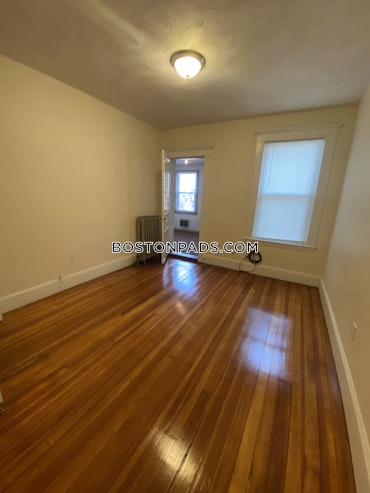 Boston - 4 Beds, 2 Baths