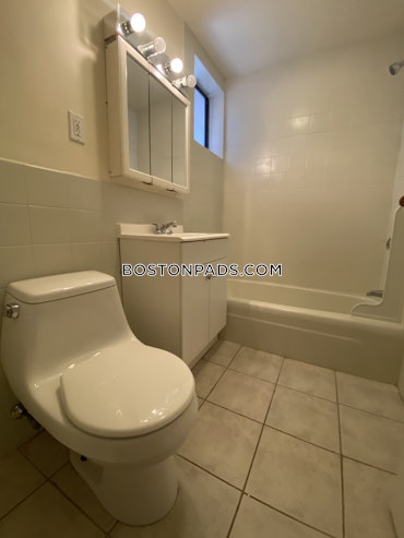 Boston - 4 Beds, 2 Baths